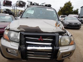 2001 MITSUBISHI MONTERO LIMITED GOLD 3.5L AT 4WD 183853